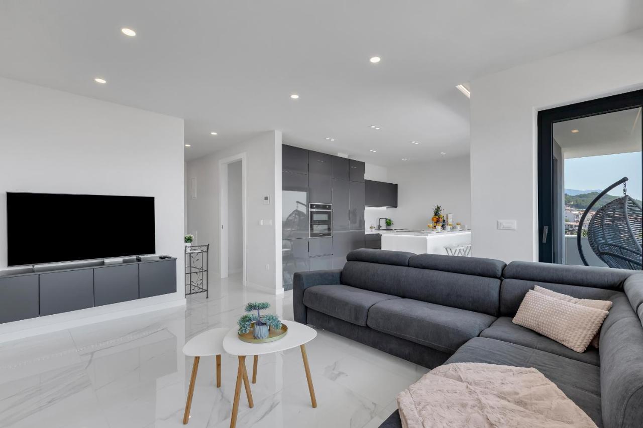 Luxury Seaview Apartment Dzenan Makarska Eksteriør bilde